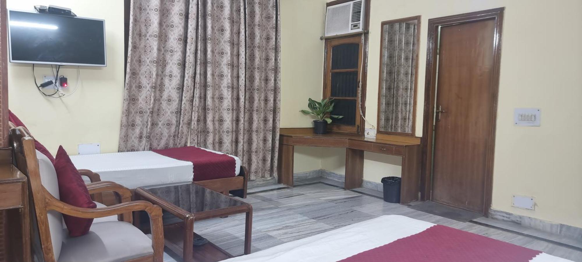 Hotel Har Ki Pauri By Around Stays Haridwar Ngoại thất bức ảnh