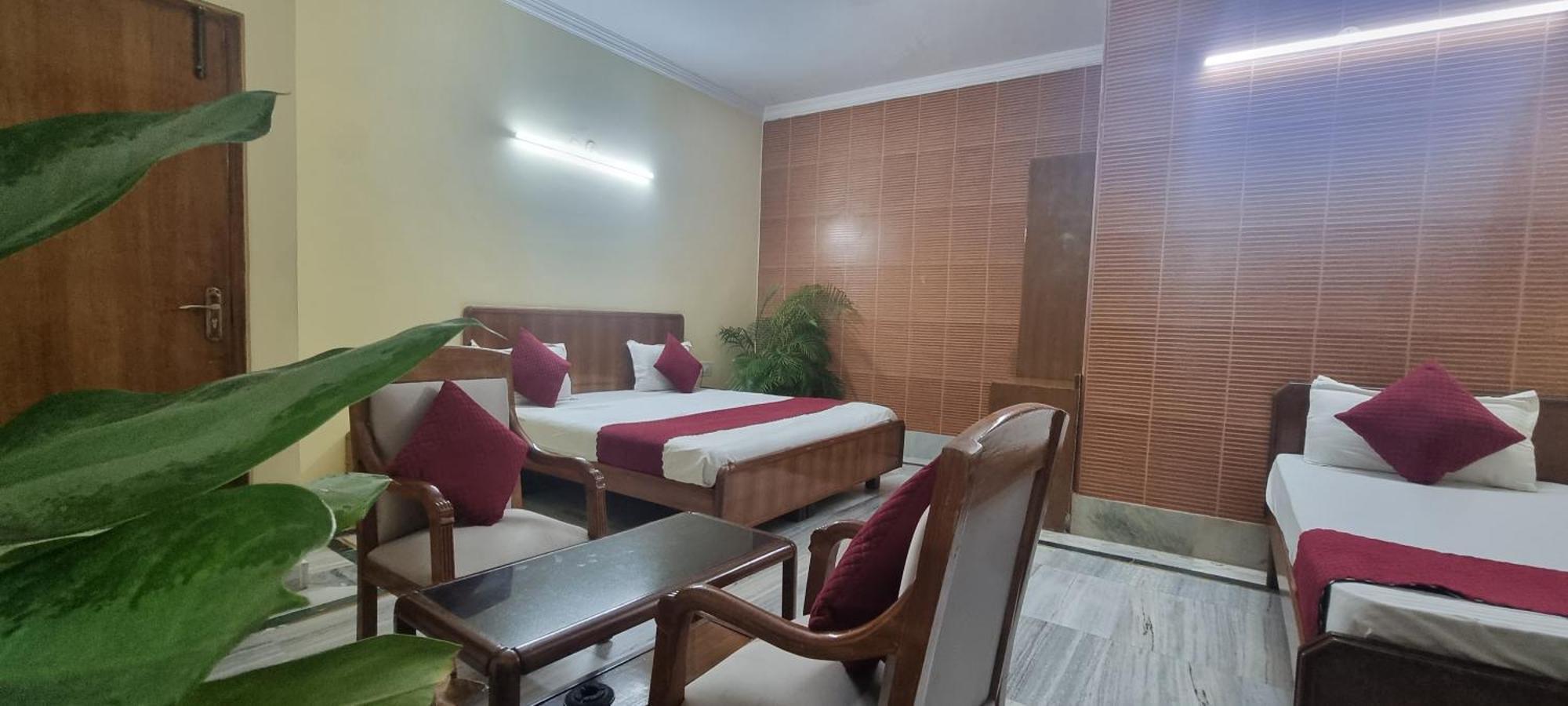Hotel Har Ki Pauri By Around Stays Haridwar Ngoại thất bức ảnh